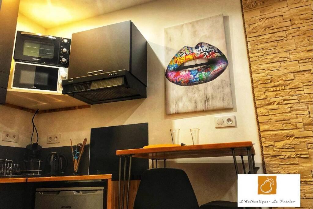 L'Authentique - Le Poirier Appartement Orléans Buitenkant foto